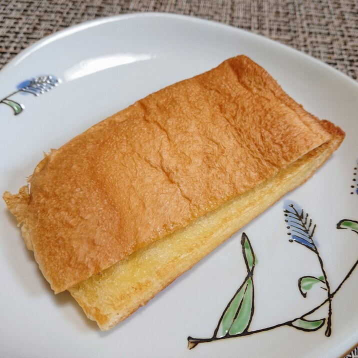 じゅわっと美味しい☆食パンの端っこバターサンド